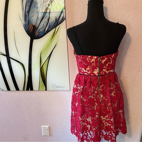 New dress size 4 - Picture 4 of 5